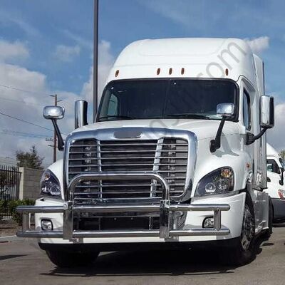 304 สแตนเลสรถบรรทุก Deer Guard 230 * 65 * 30cm ด้วยการติดตั้งง่ายสําหรับรถบรรทุกครึ่ง