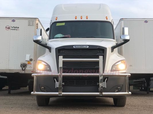 ผู้ผลิต OEM ขายส่ง 304 S / S รถบรรทุก Deer Guard กันชนสำหรับ American Semi Big Truck Heavy Buty Body Parts