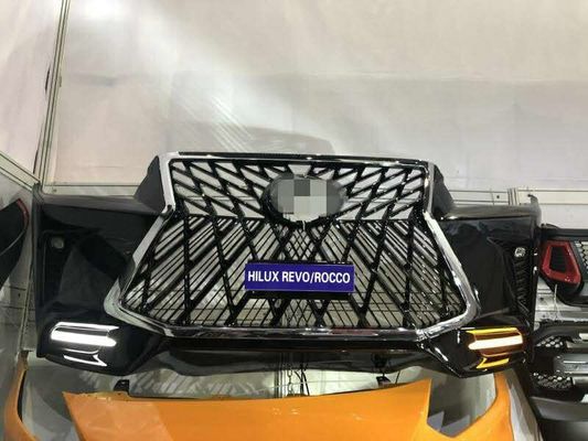 ชุดตัวถังรถสีดำสำหรับ Toyota Hilux Revo เปลี่ยนเป็น Lexus