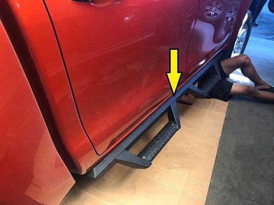 ผู้ผลิต OEM ขายส่งบอร์ดวิ่งแบบกำหนดเอง, สเต็ปบาร์รถบรรทุกสำหรับ Hilux LC NP300 Isuzu Triton