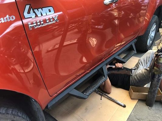 ผู้ผลิต OEM ขายส่งบอร์ดวิ่งแบบกำหนดเอง, สเต็ปบาร์รถบรรทุกสำหรับ Hilux LC NP300 Isuzu Triton