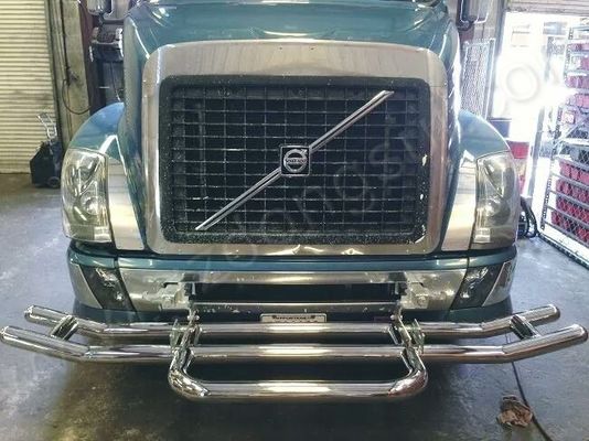304 S / S ขายร้อน Deer Guard Bumper สำหรับ American Semi Big Truck Heavy Buty Body Parts
