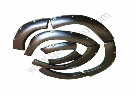 สีดำลักษณะรถบรรทุกกันชนเปลวไฟวัสดุพลาสติก ABS สำหรับ Toyota Fortuner