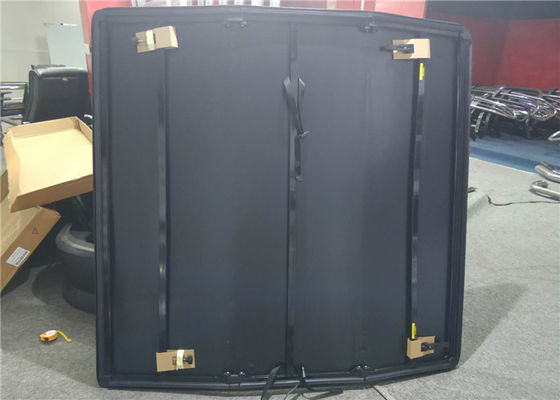 PVC Soft Tri Fold Tonneau Bed Cover รับประกัน 12 เดือนสำหรับ Toyota Hulix Revo