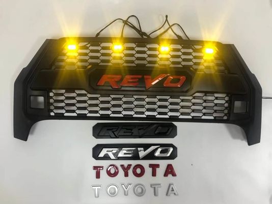 ผู้ผลิต OEM ขายส่งกระจังหน้าพลาสติก ABS สีดำสำหรับ Toyota Hilux Rocco Revo 2020 2021