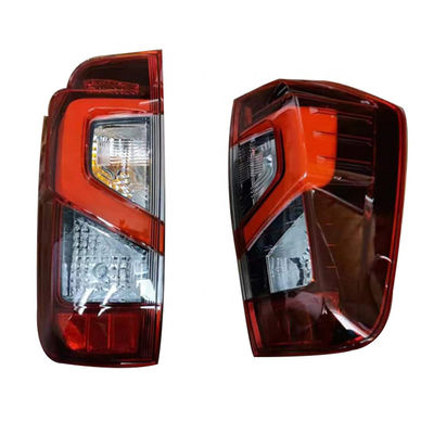 Factory Outlet Pick Up LED ไฟหน้าไฟท้ายสำหรับ Nissan Navara 2021 Auto Rear Accessories