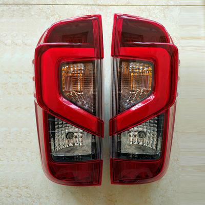 ไฟหน้ากันน้ำไฟท้ายออโต้วิ่ง ABS LED สำหรับ Nissan Navara